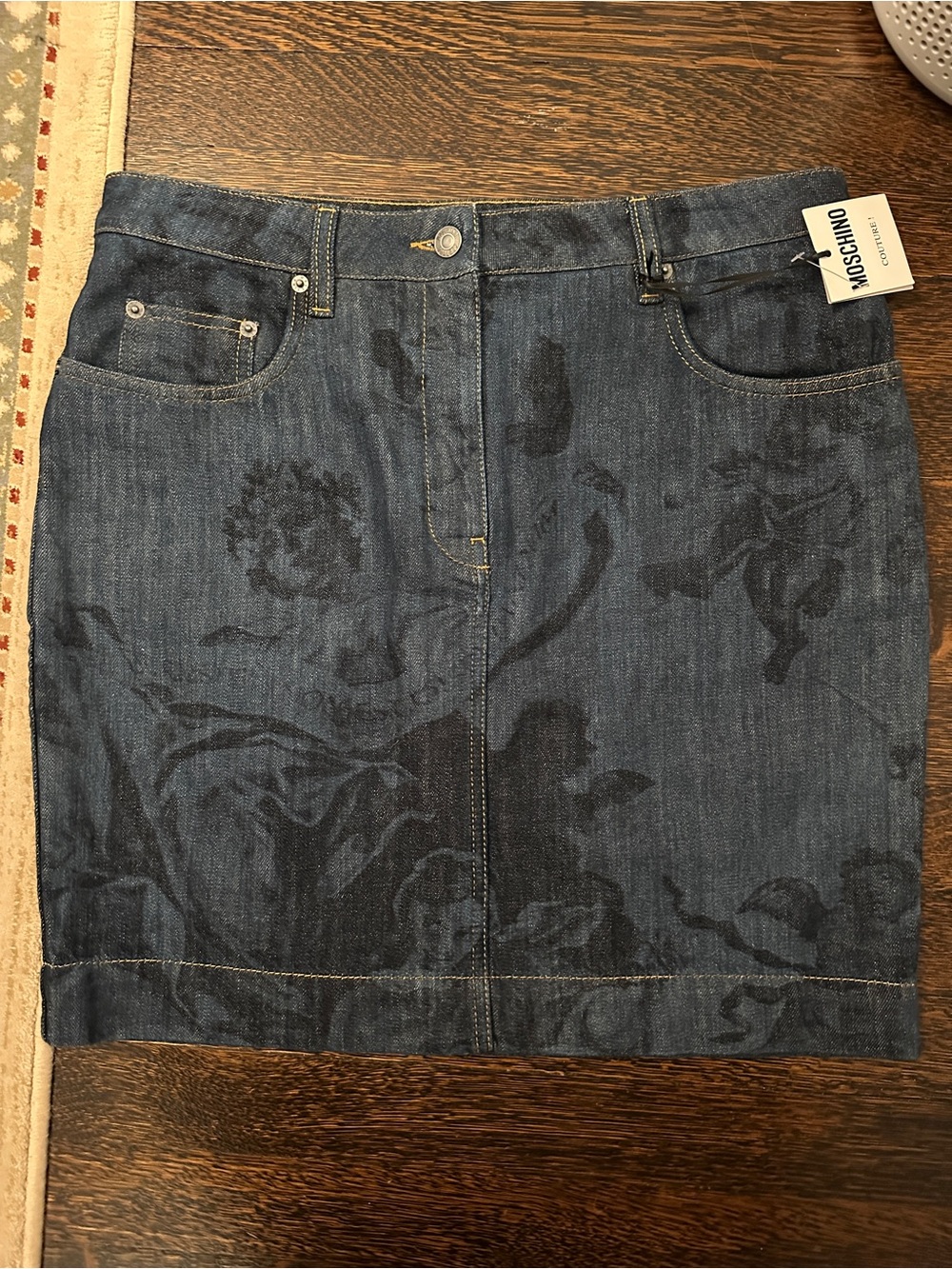 Moschino Dark Blue Statues and Angels Denim Mini Skirt - Picture 2 of 8